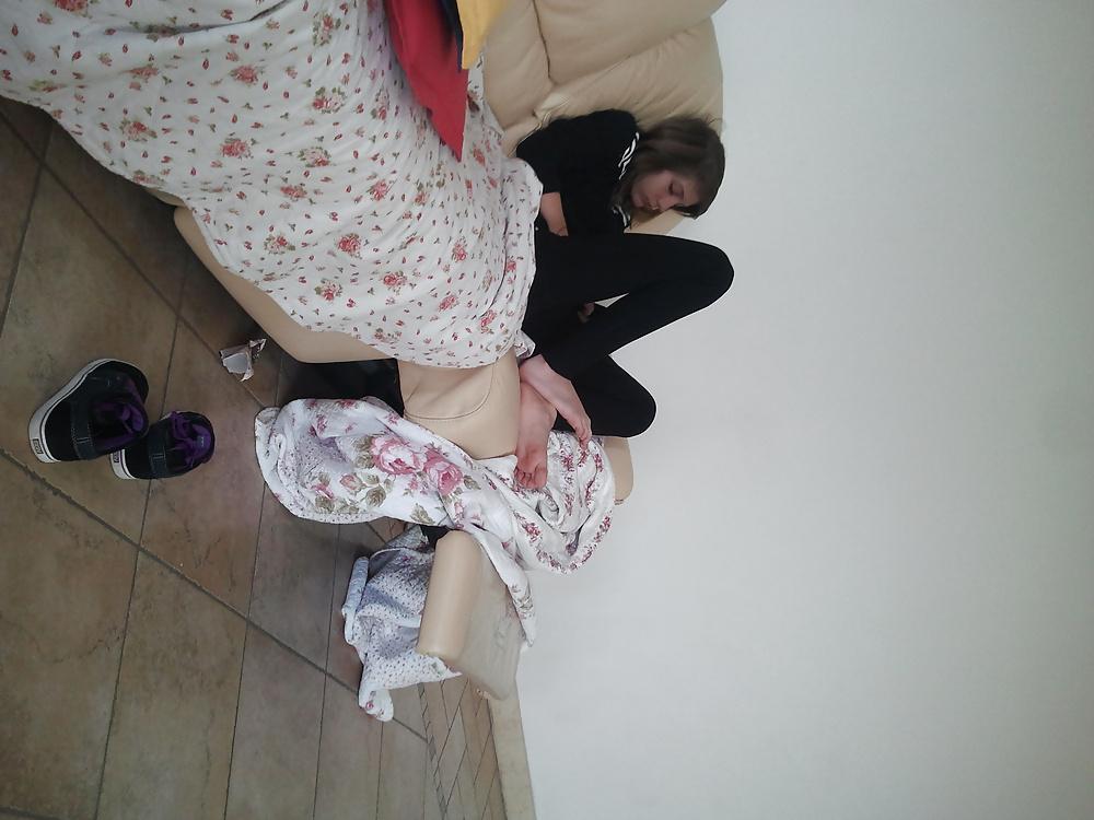 10P Recorded foot of my gf's eighteen sister