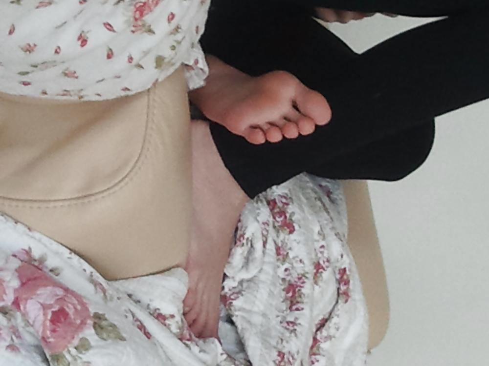 10P Recorded foot of my gf's eighteen sister