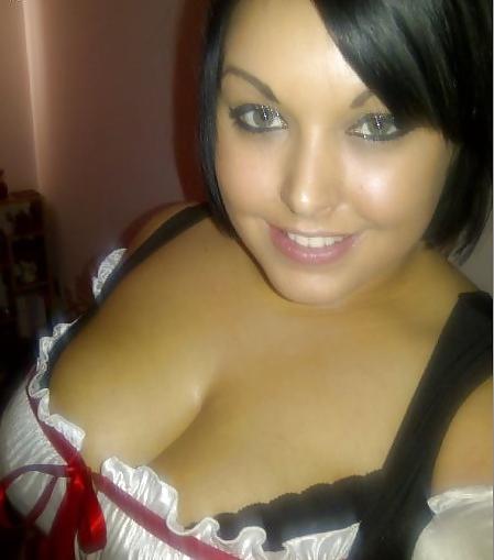 25P HUGE ASS HOT SLUT