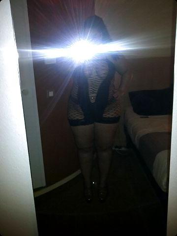 25P HUGE ASS HOT SLUT