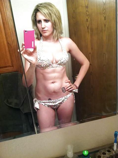 25P Slim Blonde MILF