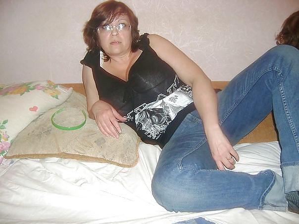 23P Friend's Hot Busty Mom