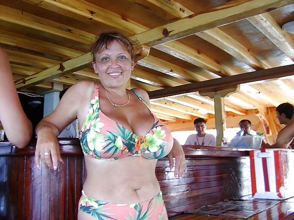 23P Friend's Hot Busty Mom