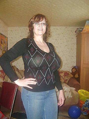23P Friend's Hot Busty Mom
