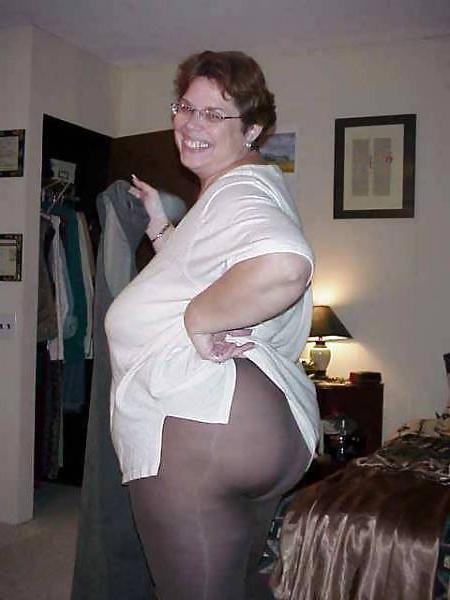 25P Webtastic Special: Huge Miss D. - Vol.2