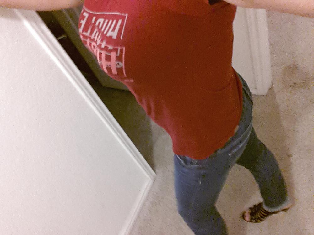 6P Would like to a sissy
