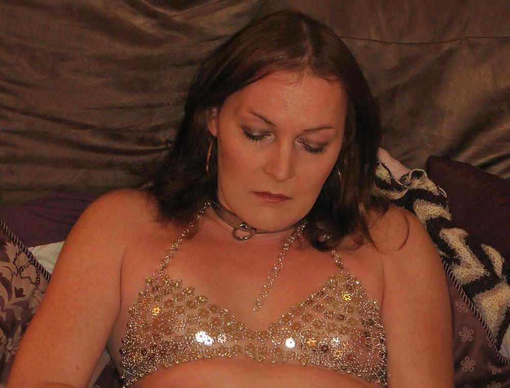 25P Harem slave girl
