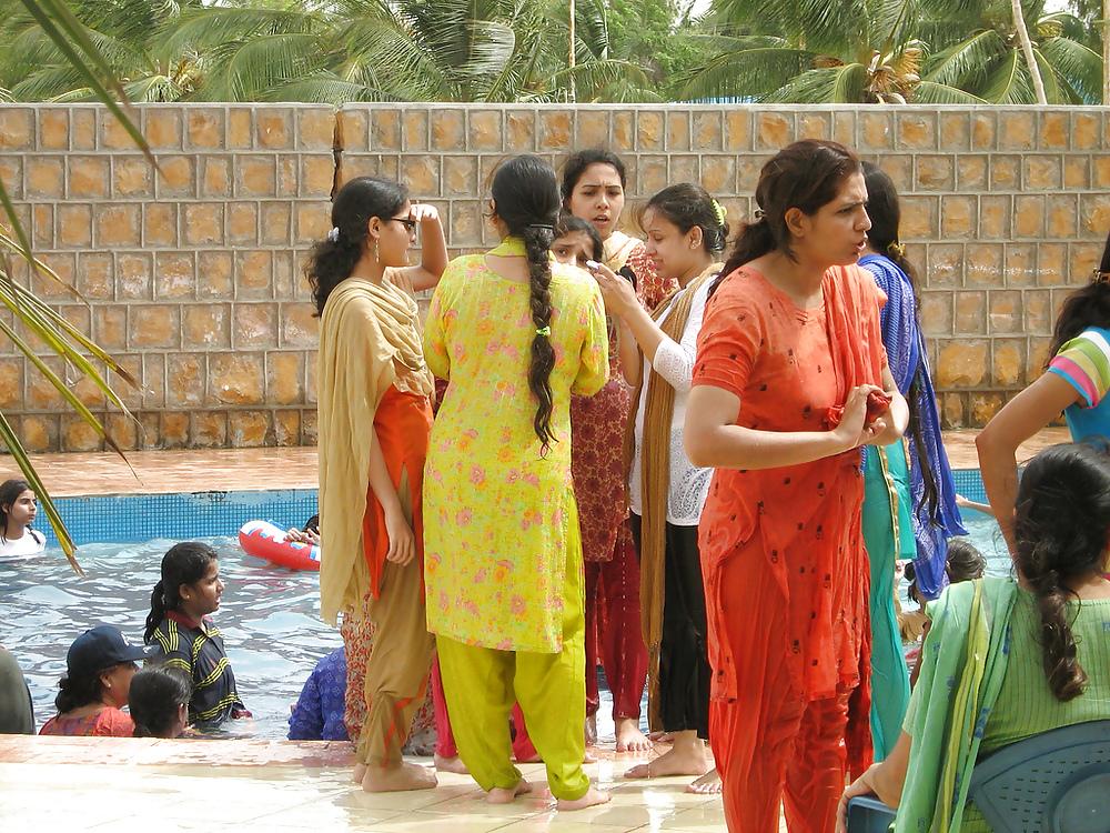 19P Aunty best collictions
