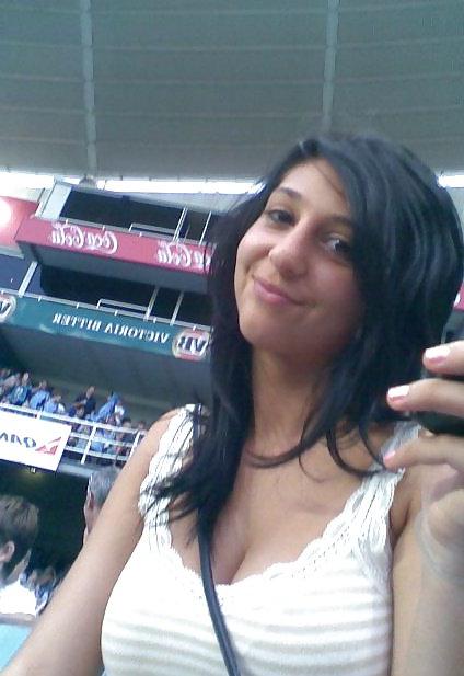 25P Aussie Teen Slut HUGE TITS