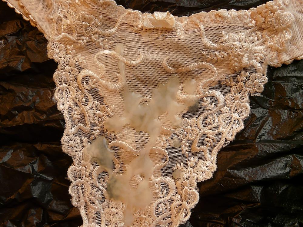 6P My sister's panties