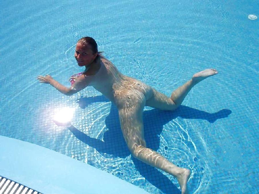 25P SKINNY DIPPING