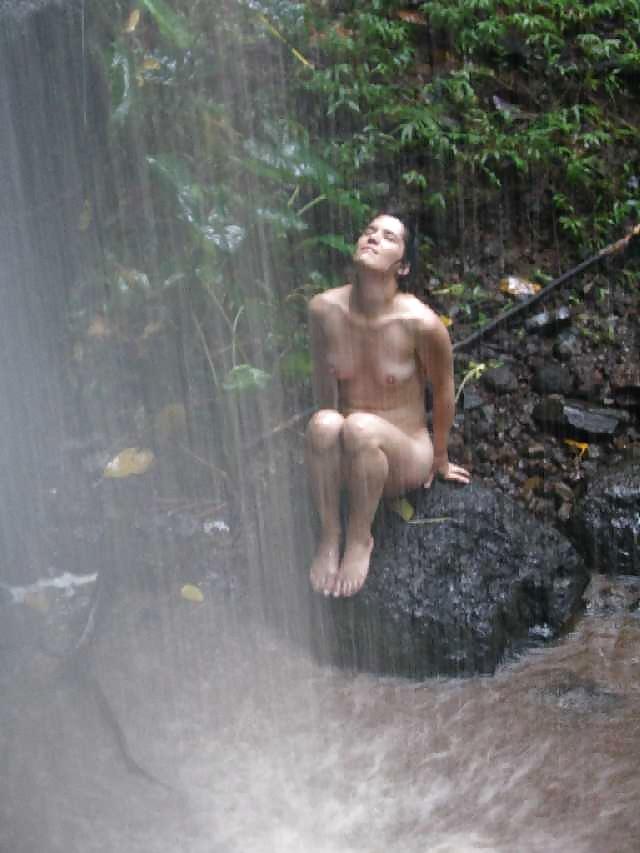 25P SKINNY DIPPING