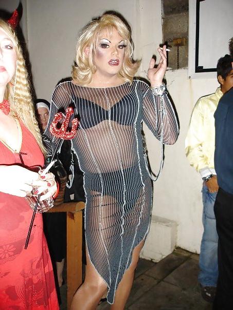 17P Sexy smoking sissy's