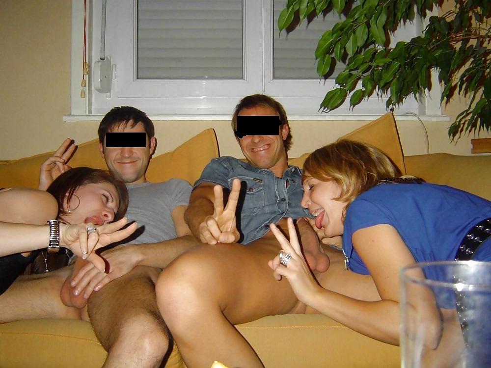 16P Fucking Wife And Her Friend 