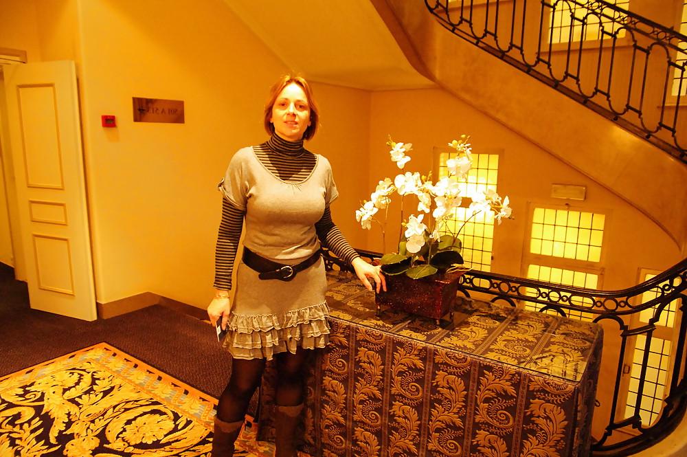17P My friend's hot mom