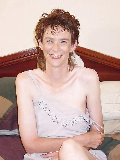 11P Skinny Wife
