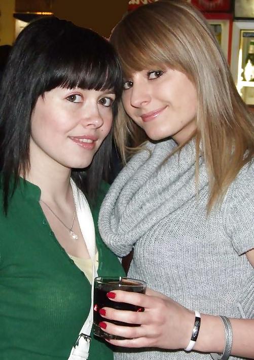 20P Sister and girlfriends