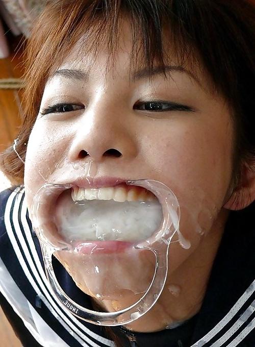 14P Best ever cum in moth shots 4