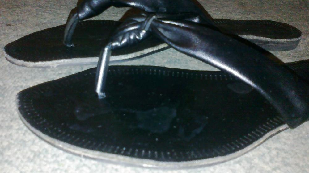 19P Cumming on my sister's sexy thong slippers