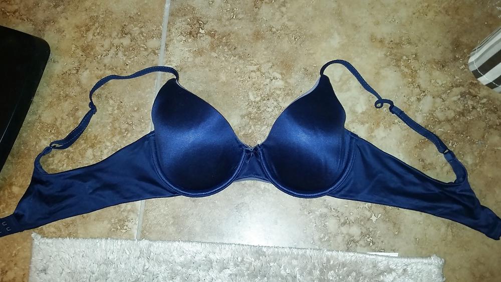 25P Sister in law bras