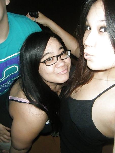 12P MY FAT FRIENDS SISTER LISA