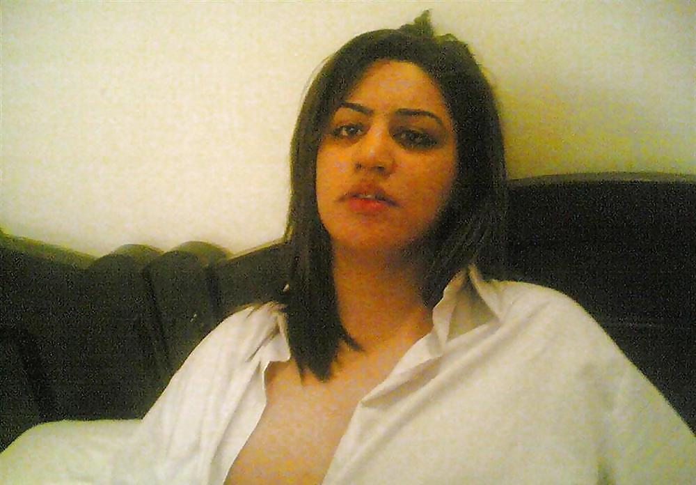 10P Paki Friend Wife Faiza