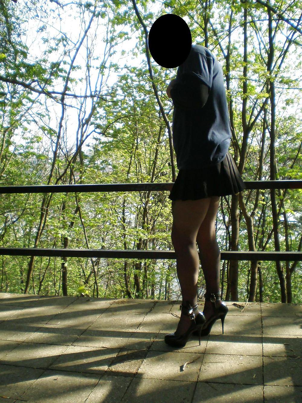 9P Sissy cum whore slut outside!