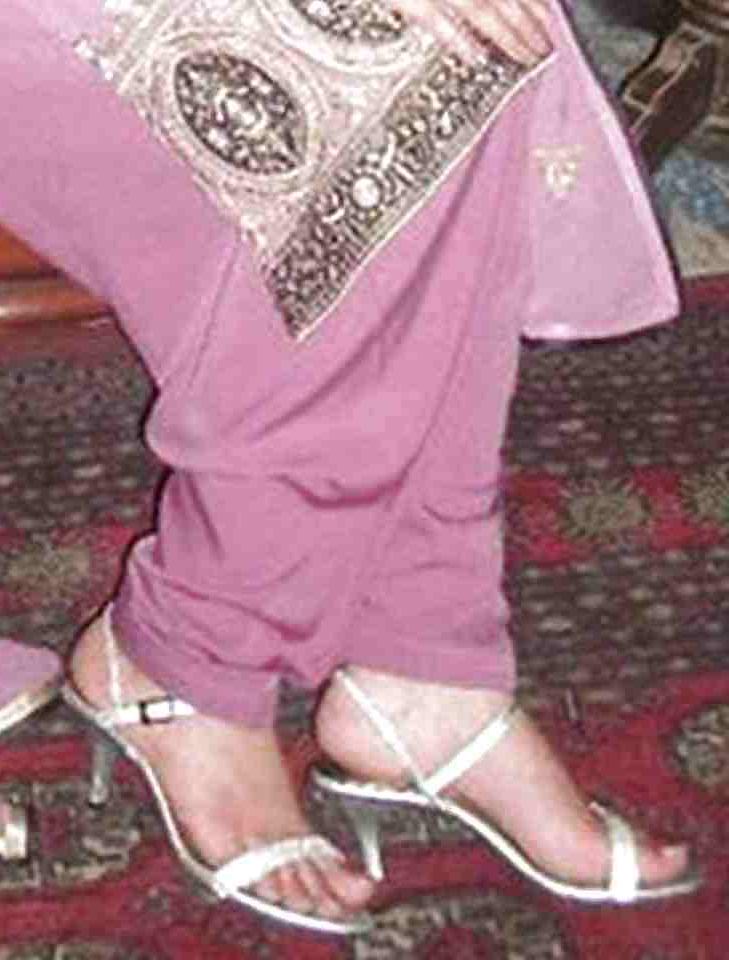 6P Sister in heels