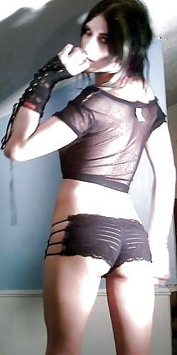 25P Sissies, Fembois, Traps and More