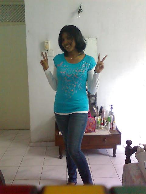 19P Sri Lankan Exposed Girl Friend 