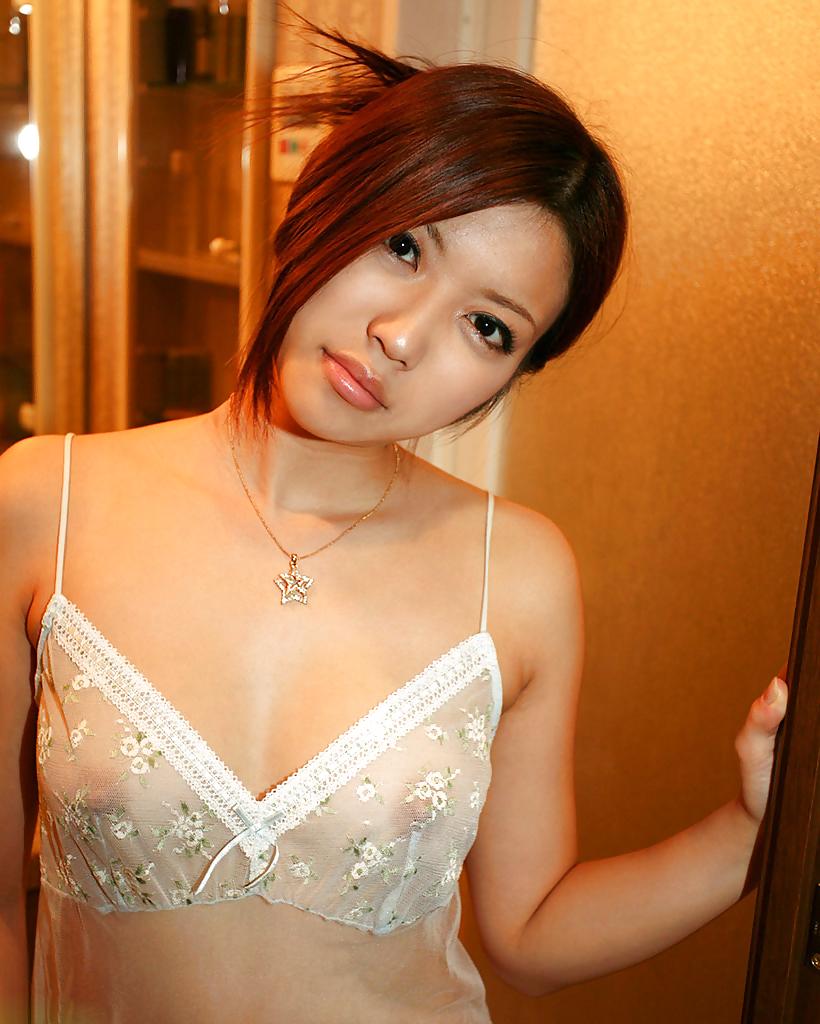 5P Friend's japanese wife in lingerie