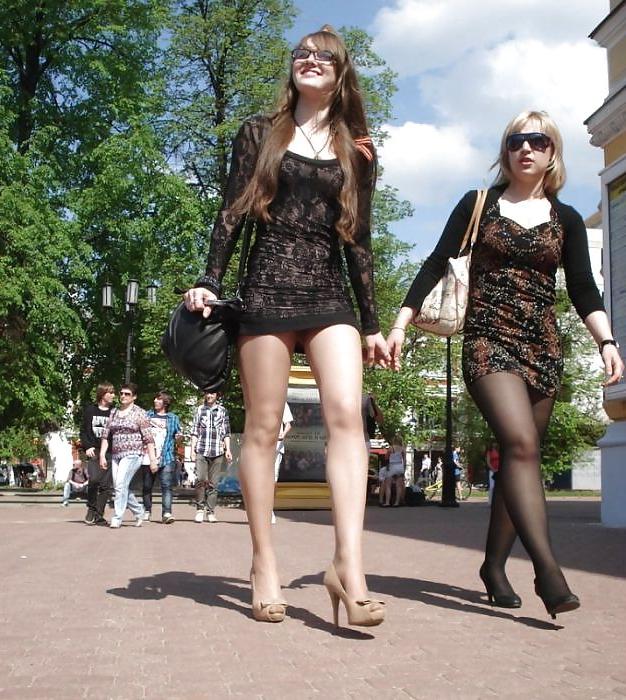 25P Mini skirt  upskirt 