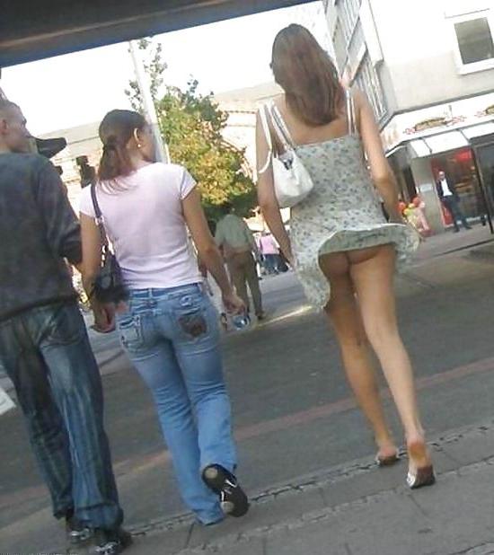 25P Mini skirt  upskirt 