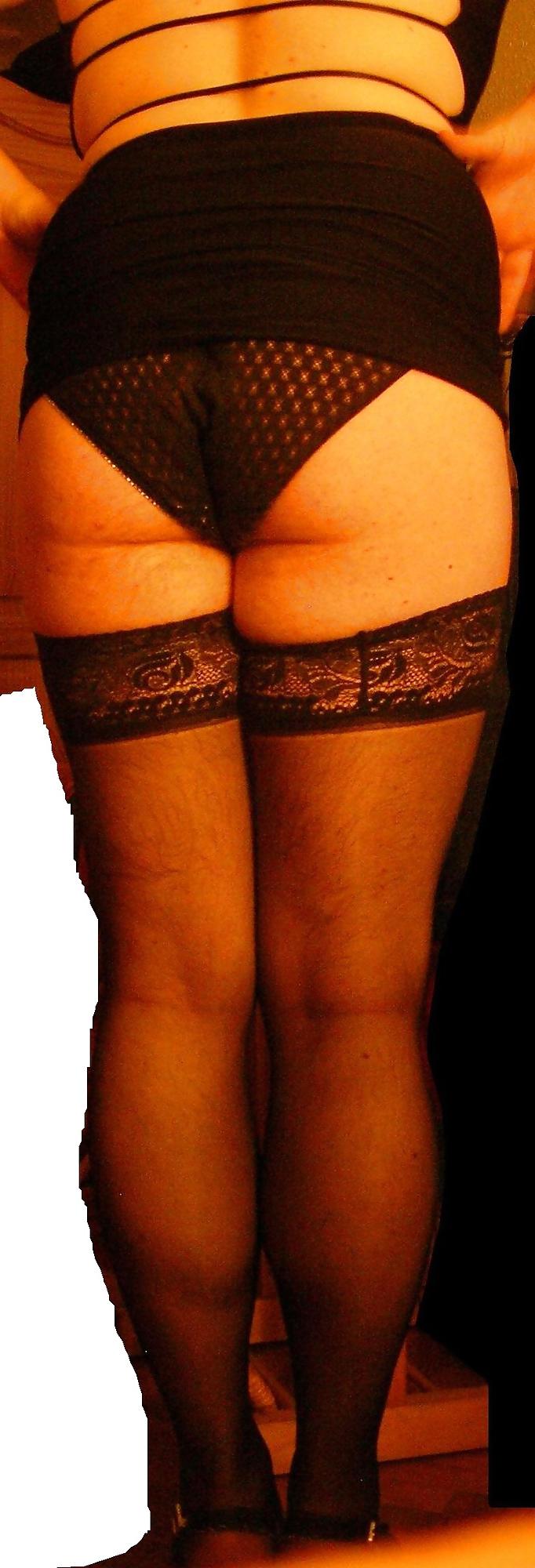 25P St.sissy Bp. in black dress 2.
