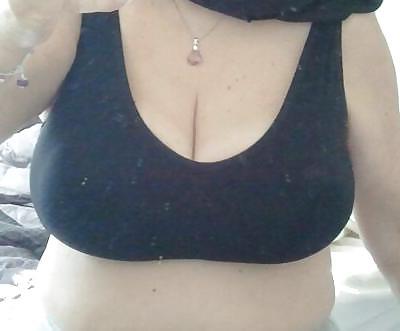 15P Huge natural tits 2