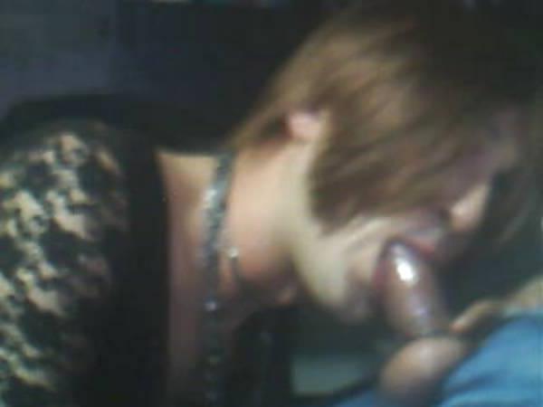 6P SLAVE JESSICA SUCKING MY DICK
