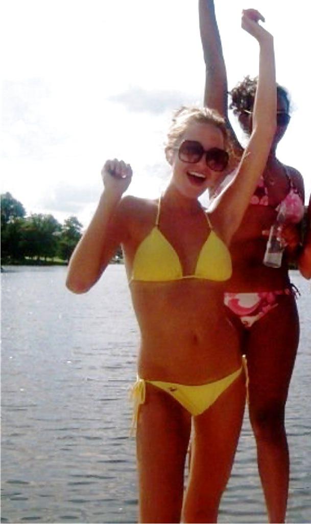 25P HOTT BIKINI TEENS for YOUR COCK! Vol 7