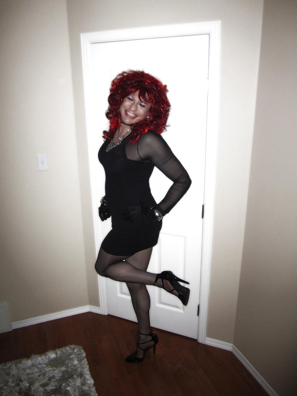 25P Sissy Deanna