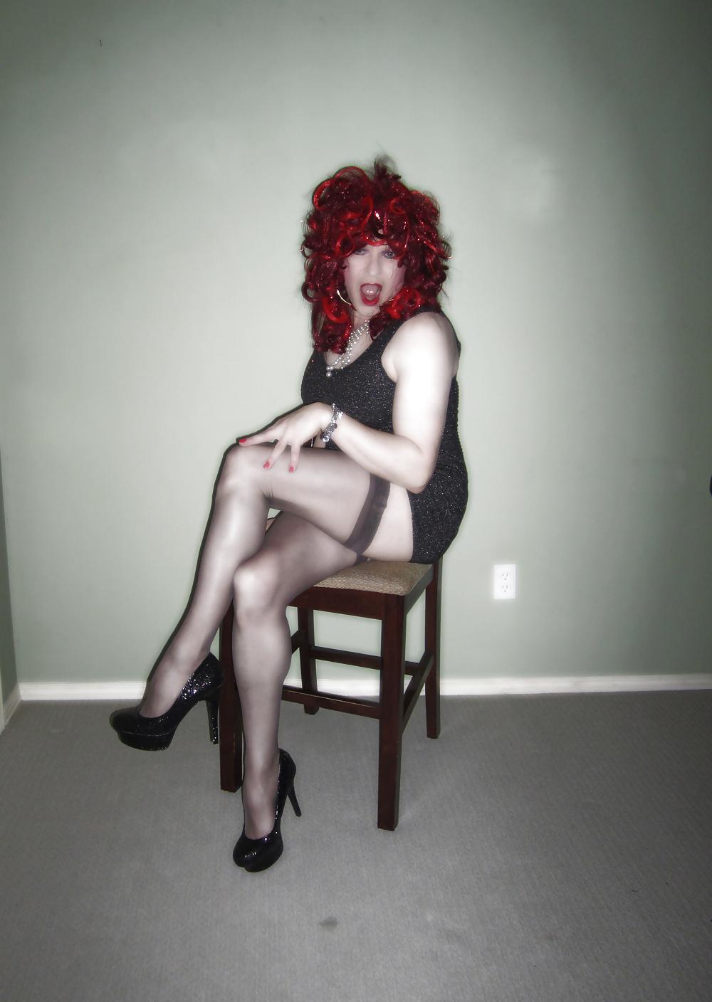 25P Sissy Deanna