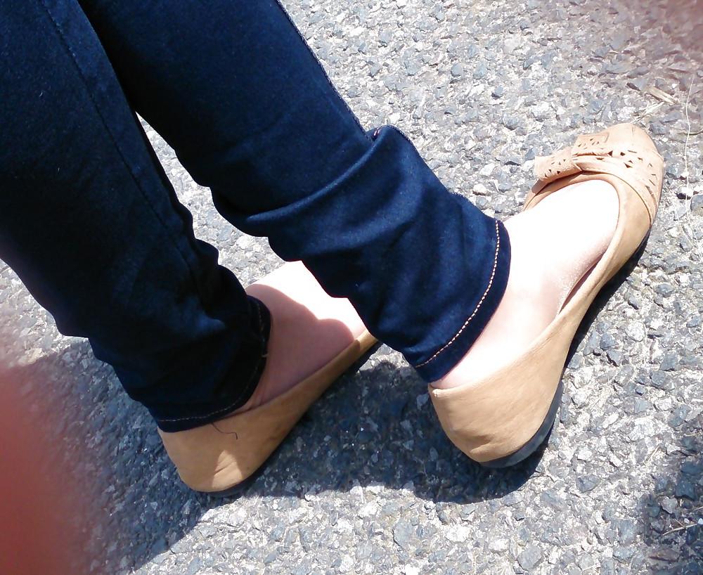 13P Candid teen friend ballerinas flats and nylon socks