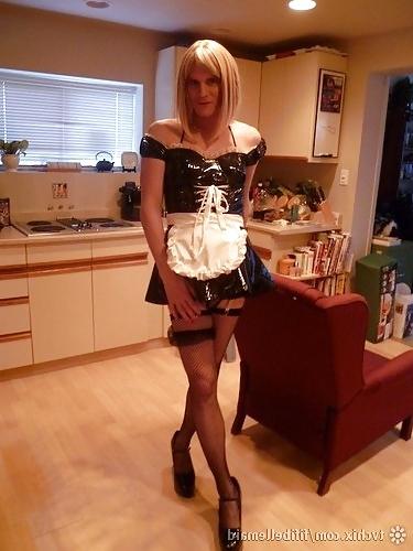 25P Sissy maids