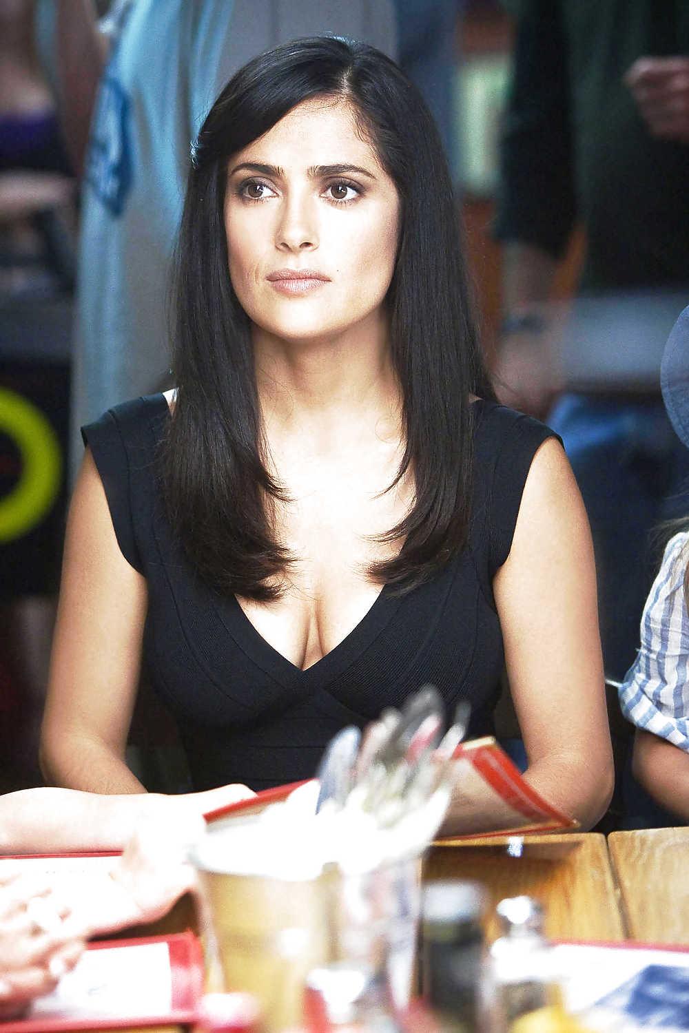 25P Salma Hayek HUGE Wank Gallery 
