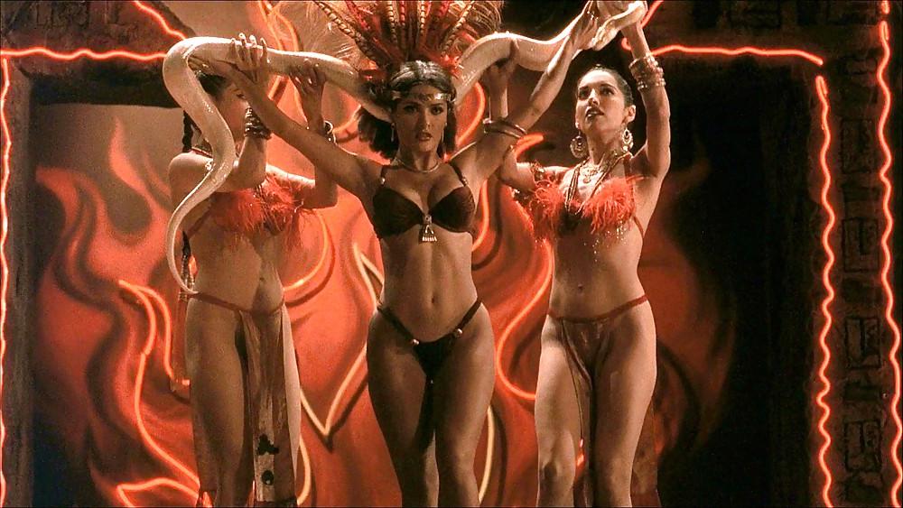 25P Salma Hayek HUGE Wank Gallery 