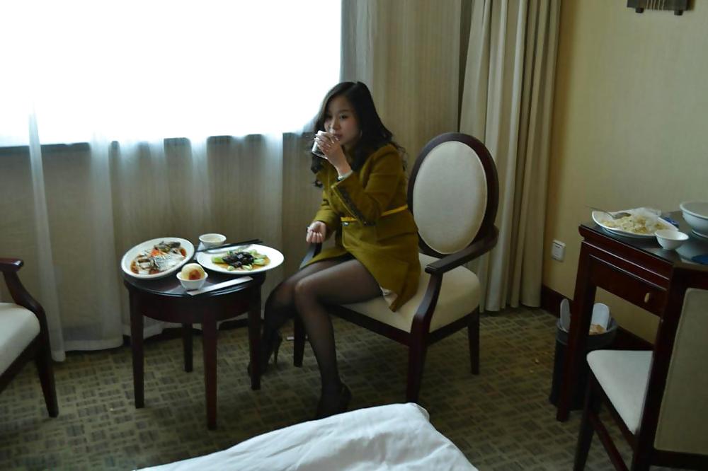 8P Friend's chinese wife fucked