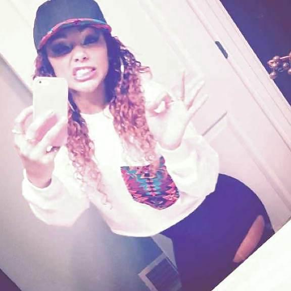 13P Best Amateur Asses of April