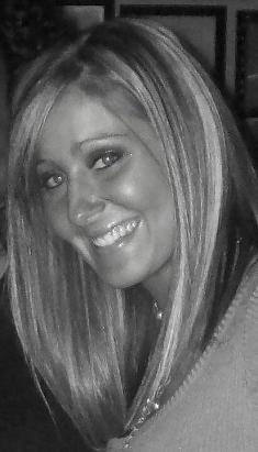11P Slim Blonde MILF