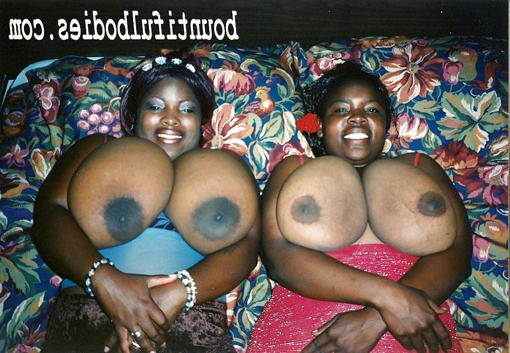 25P Huge natural saggy tits 