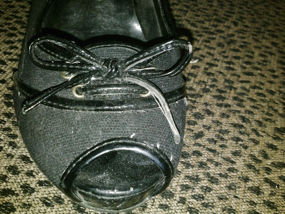 25P Sister In Laws Heels