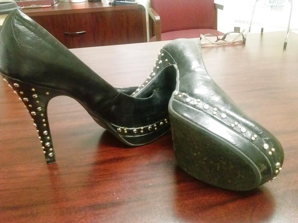 25P Sister In Laws Heels