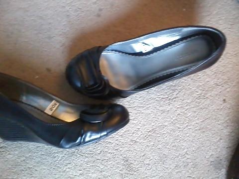 25P Sister In Laws Heels